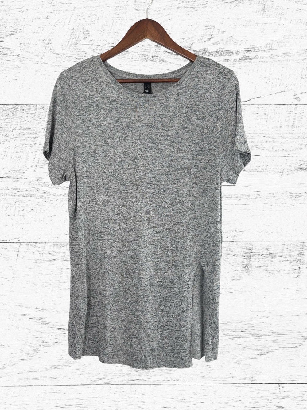 Gentle Fawn Asymmetrical Gray Short Sleeve Tee tunic
